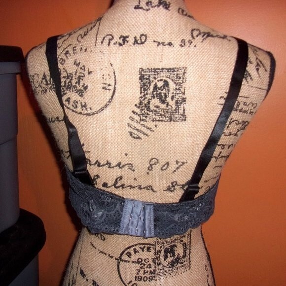 Youmita 42DD Black Floral Lace Overlay Bra NWT - Picture 4 of 12